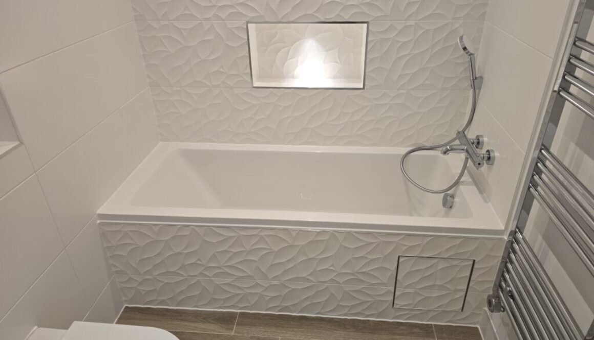mastic man in exeter - bathrooms and kitchens sealant services