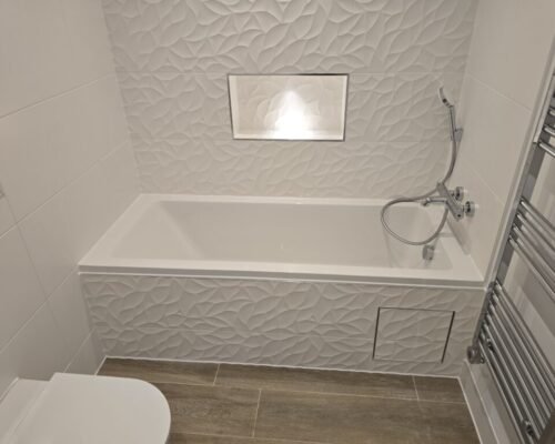 mastic man in exeter - bathrooms and kitchens sealant services