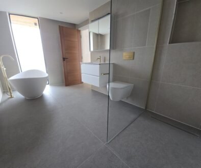 mastic man in taunton - bathrooms and kitchens sealant services