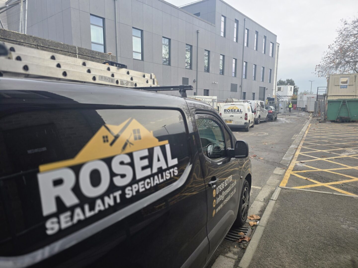 as a mastic man in bristol we preovide premium sealant services across bristol